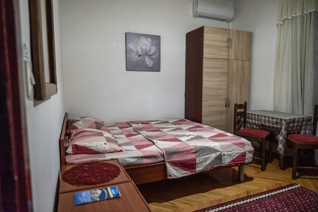 Hostel Center Ulcinj Extérieur photo